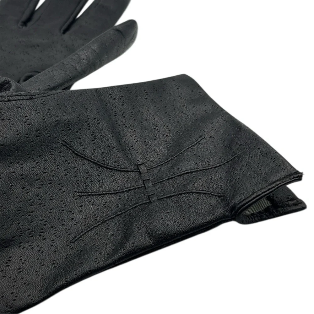 Vintage Fownes Black Leather Driving Gloves Lined Wrist Length Women's Size 7